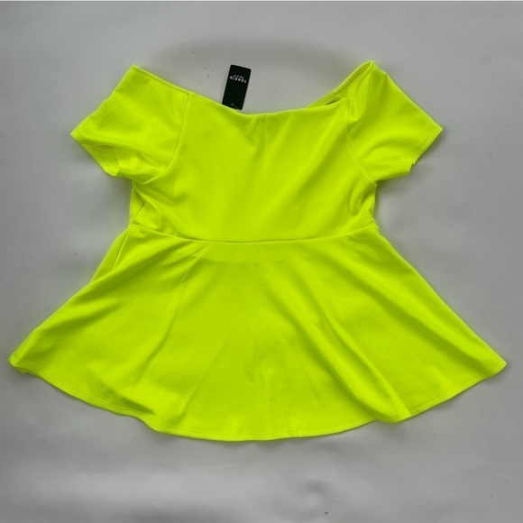 TORRID Scuba Off-Shoulder V Bar Peplum Top Neon Yellow Size 14/16 NWT - Picture 8 of 12